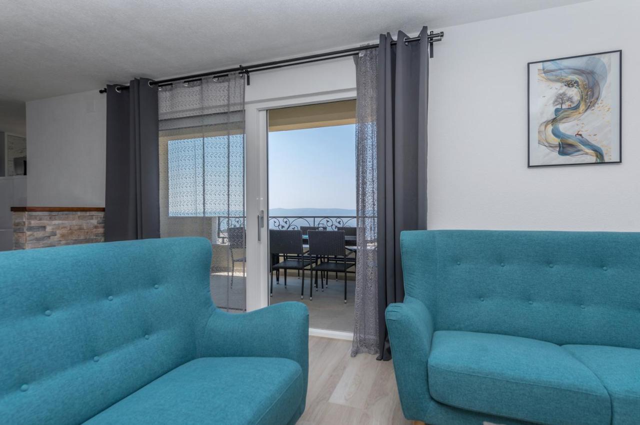 App Anna Apartment Макарска Екстериор снимка